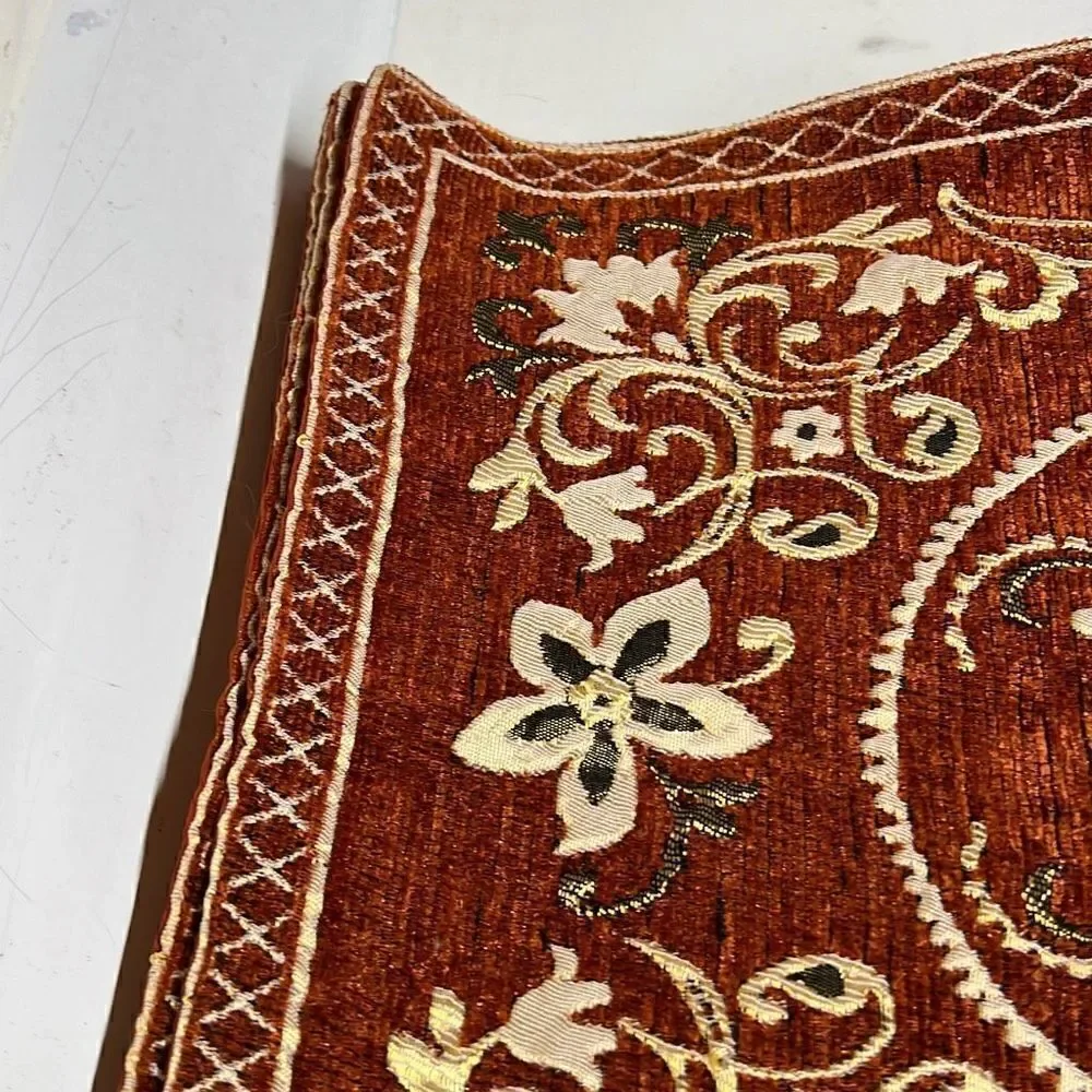 Rust White Floral Embroidery Polyblend Set of 6 Dining Placemats 17.5x12